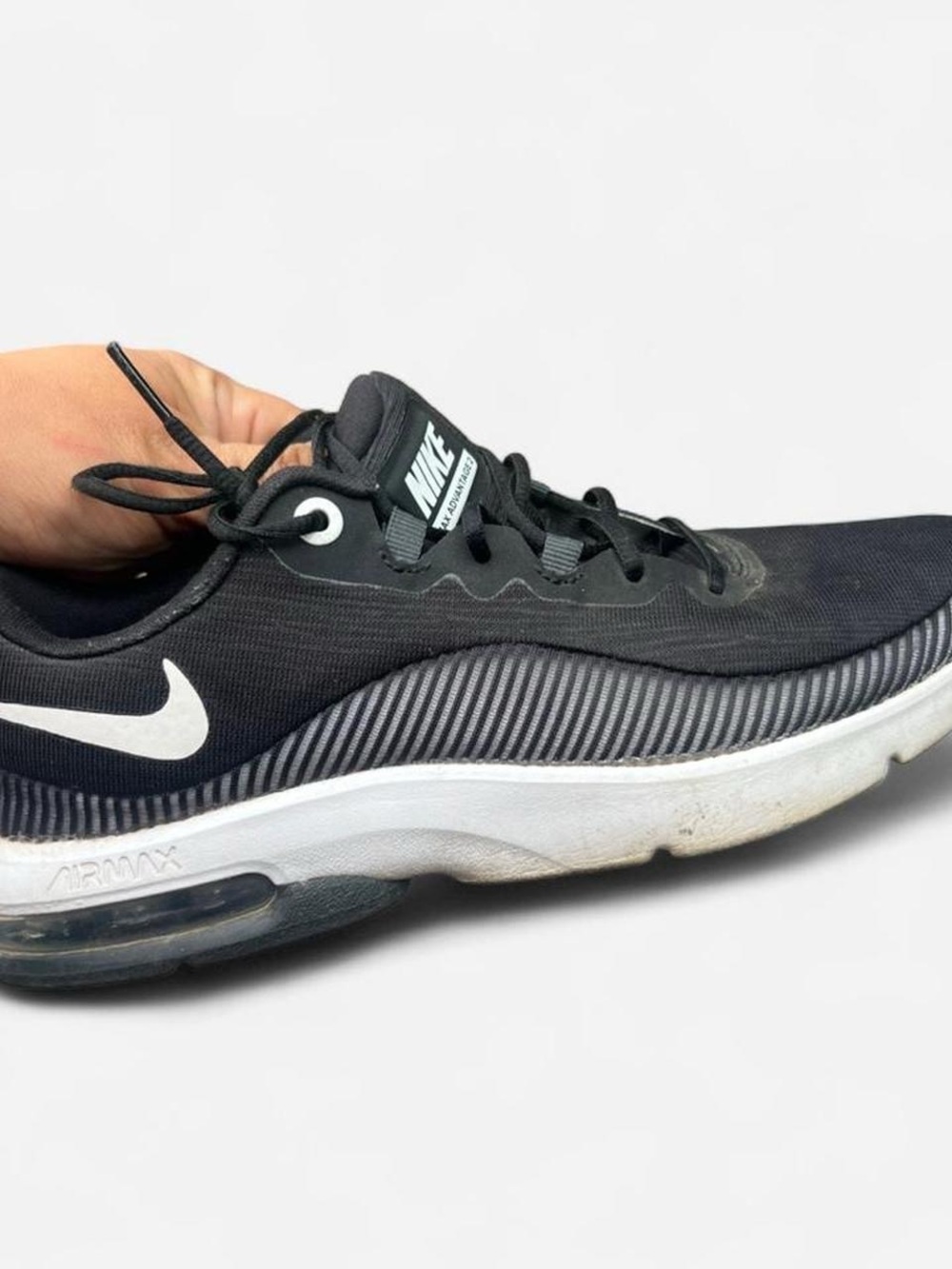 Nike Men's Black and White Running Sneakers
